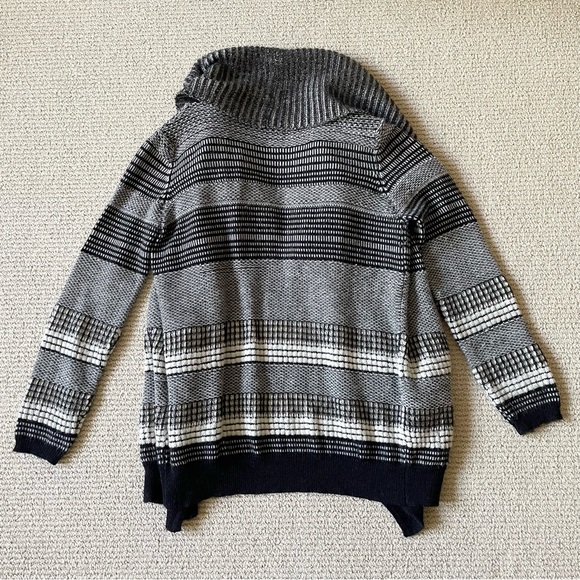 YIGAL AZROUEL 100% Baby Alpaca Jacquard Knit Cardigan Sweater Size XS/S - Picture 13 of 14